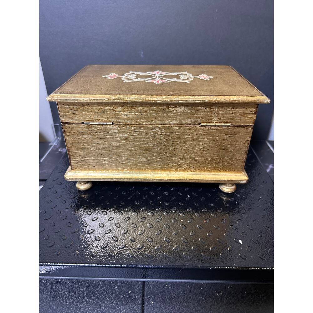 Florentine-style gold gilt wooden jewelry box - Picture 4 of 7
